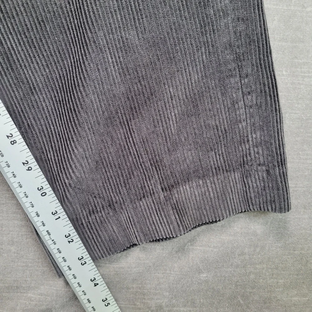 LL Bean Mens Vintage Comfort Waist Corduroy Pants Actual Size 38x33‎ Gray